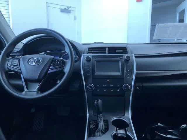 Thumbnail: 2017 Toyota Camry - 16