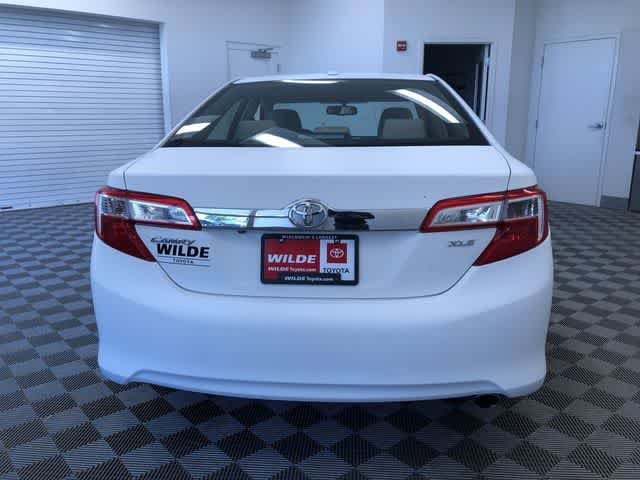 Thumbnail: 2013 Toyota Camry - 14