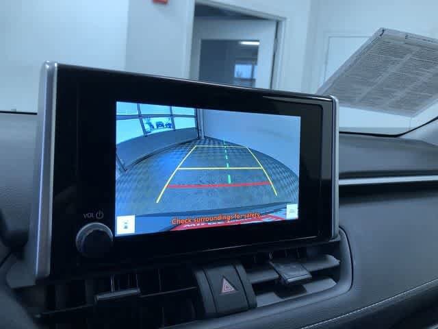 Thumbnail: 2025 Toyota RAV4 - 28