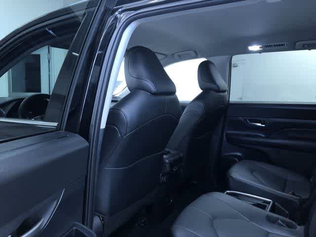 Thumbnail: 2025 Toyota Grand Highlander - 21