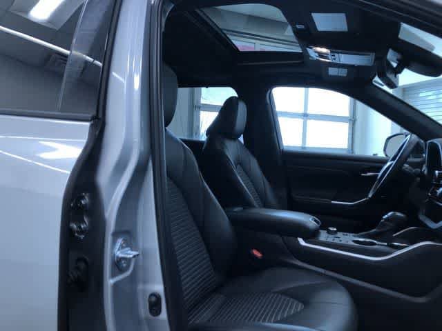 Thumbnail: 2025 Toyota Highlander - 25