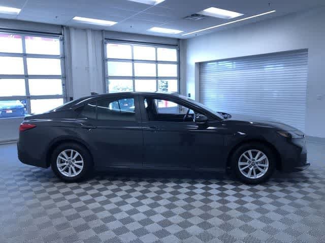 2026 Toyota Camry LE - Photo 35