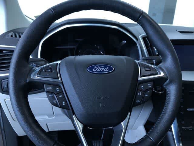 Thumbnail: 2019 Ford Edge - 25