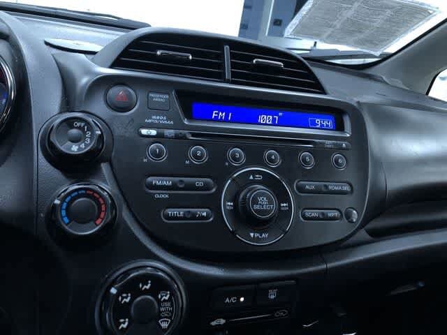 Thumbnail: 2012 Honda Fit - 26