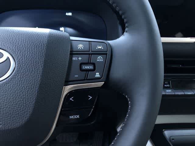 Thumbnail: 2026 Toyota Crown - 26