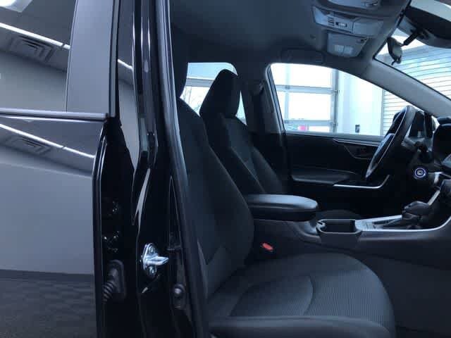 Thumbnail: 2025 Toyota RAV4 - 22