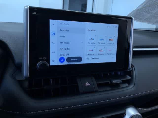 Thumbnail: 2025 Toyota RAV4 - 28