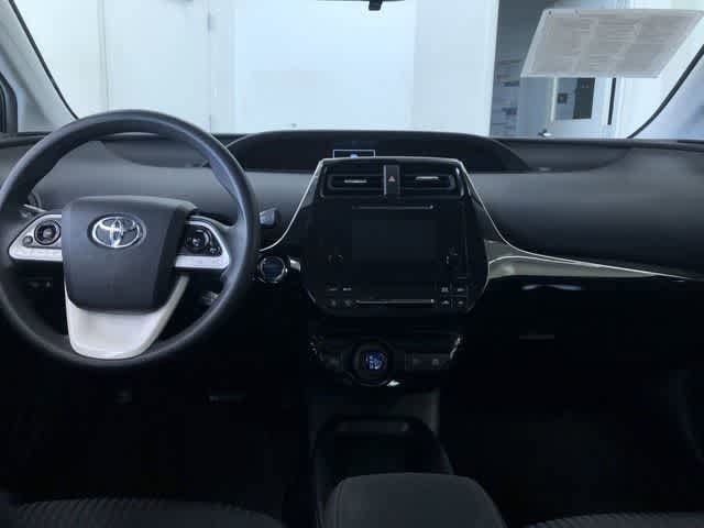 Thumbnail: 2017 Toyota Prius - 9