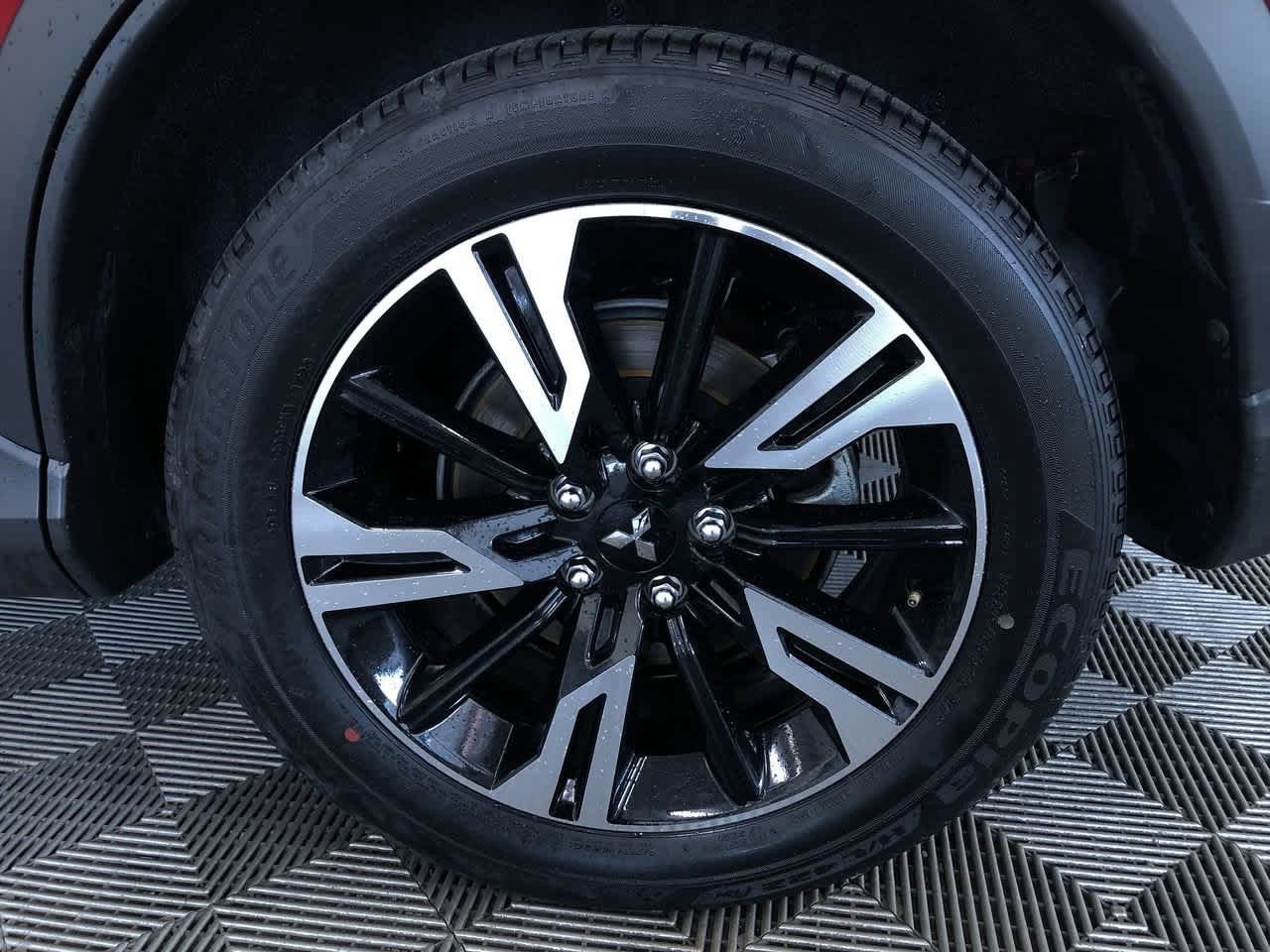 Thumbnail: 2024 Mitsubishi Eclipse Cross - 16