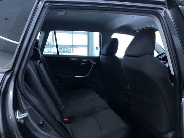 Thumbnail: 2022 Toyota RAV4 - 14