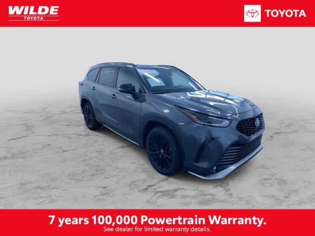 Thumbnail: 2025 Toyota Highlander - 3