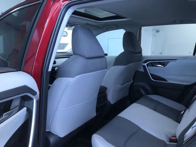 Thumbnail: 2025 Toyota RAV4 - 19