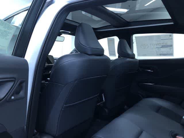 Thumbnail: 2026 Toyota Crown - 18