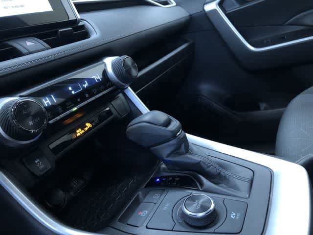 Thumbnail: 2025 Toyota RAV4 - 29