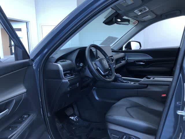 Thumbnail: 2025 Toyota Grand Highlander - 10