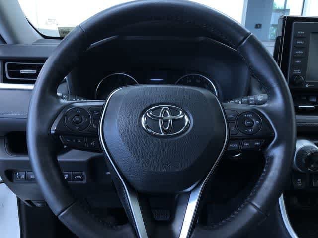 Thumbnail: 2021 Toyota RAV4 - 24