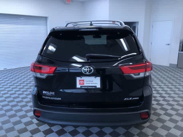 Thumbnail: 2019 Toyota Highlander - 13