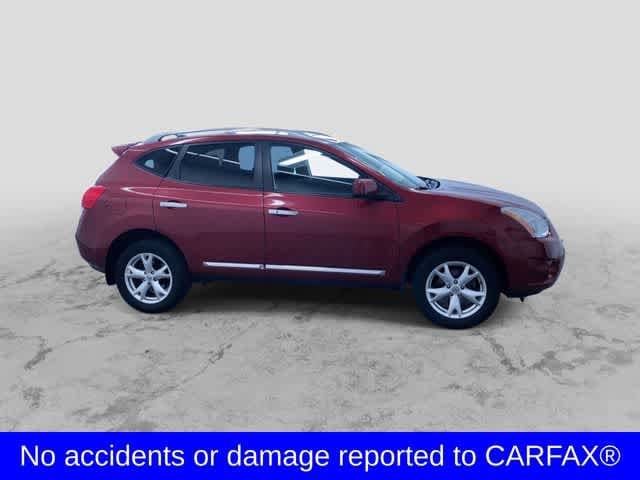 Thumbnail: 2011 Nissan Rogue - 2