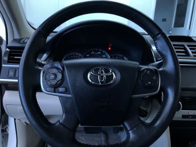 Thumbnail: 2013 Toyota Camry - 25