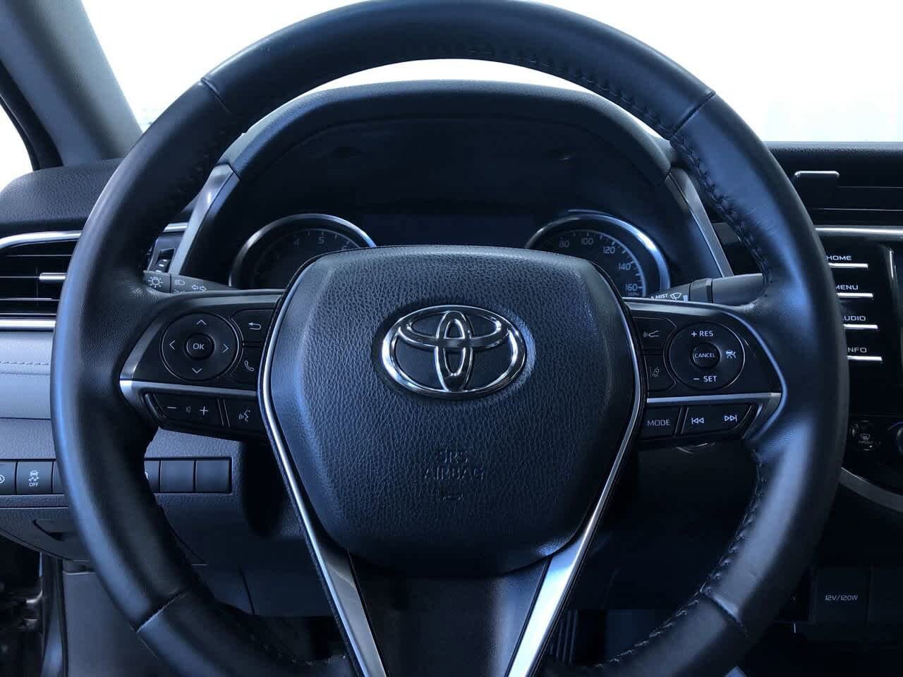 Thumbnail: 2018 Toyota Camry - 23