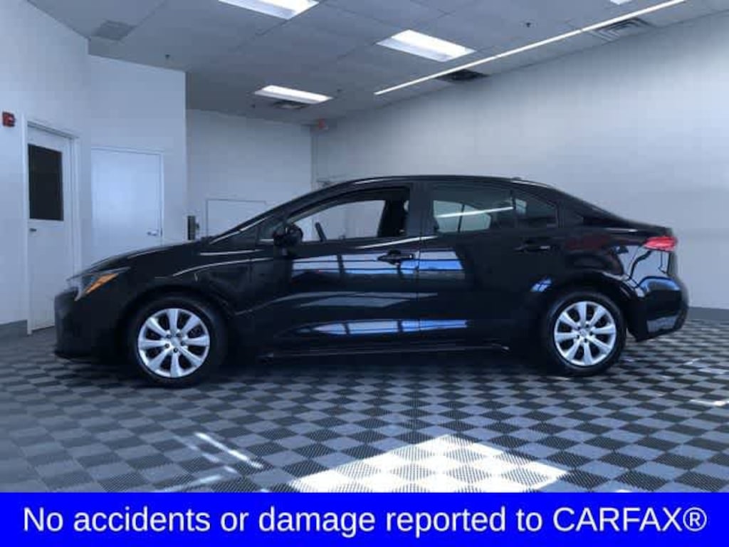 Used 2024 Toyota Corolla LE Car