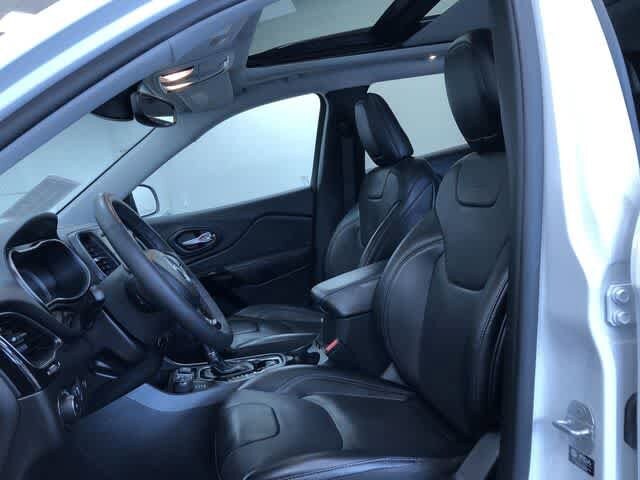 Thumbnail: 2023 Jeep Cherokee - 18