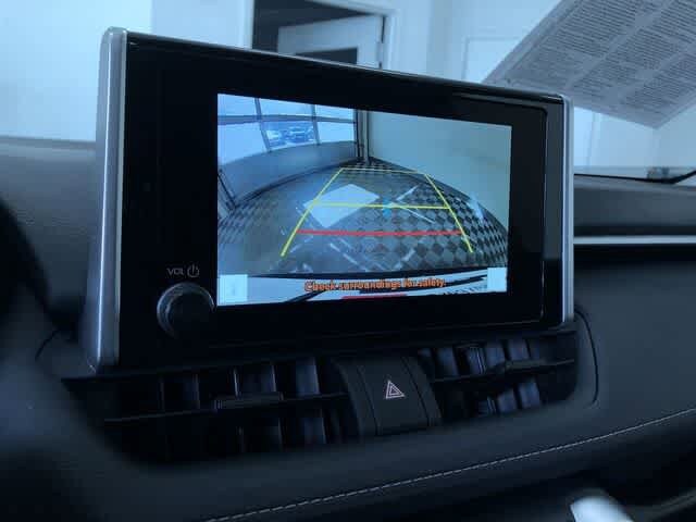 Thumbnail: 2025 Toyota RAV4 - 27