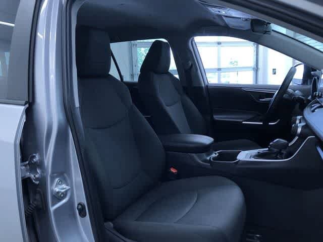 Thumbnail: 2025 Toyota RAV4 - 22