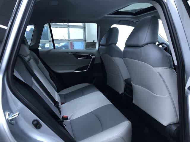 Thumbnail: 2025 Toyota RAV4 - 13