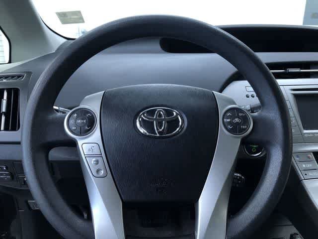 Thumbnail: 2014 Toyota Prius - 15