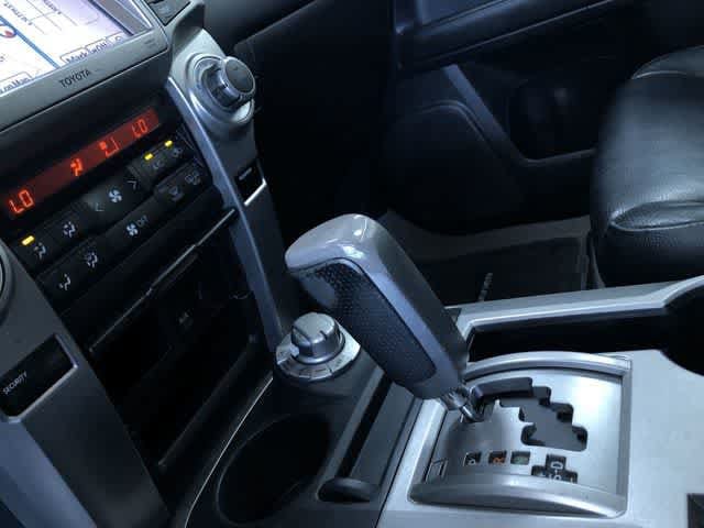 Thumbnail: 2011 Toyota 4Runner - 30
