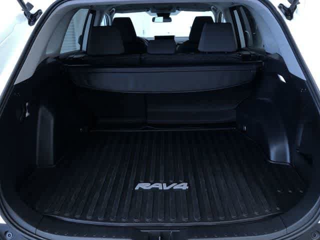 Thumbnail: 2025 Toyota RAV4 - 32