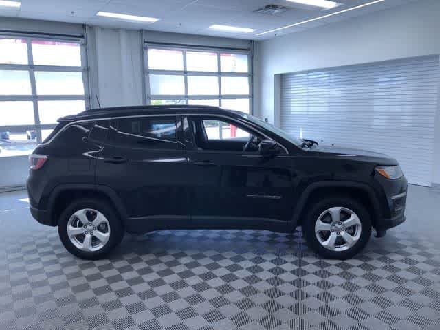 Thumbnail: 2018 Jeep Compass - 25