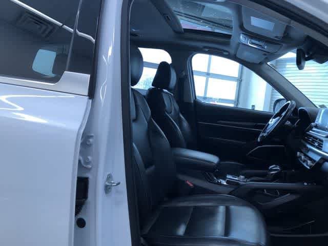 Thumbnail: 2020 Kia Telluride - 23