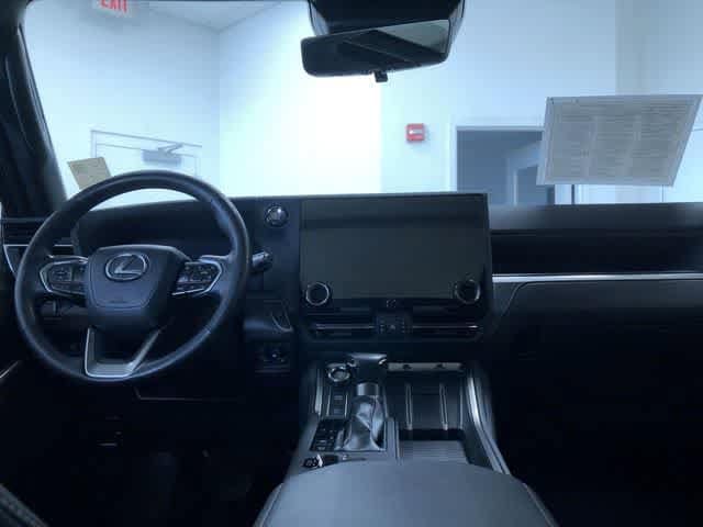 Thumbnail: 2024 Lexus GX - 18