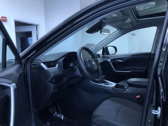 Thumbnail: 2025 Toyota RAV4 - 10