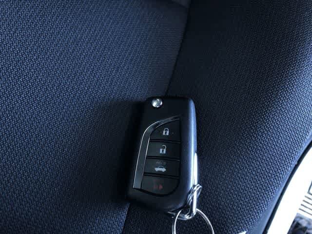 Thumbnail: 2025 Toyota Corolla - 31