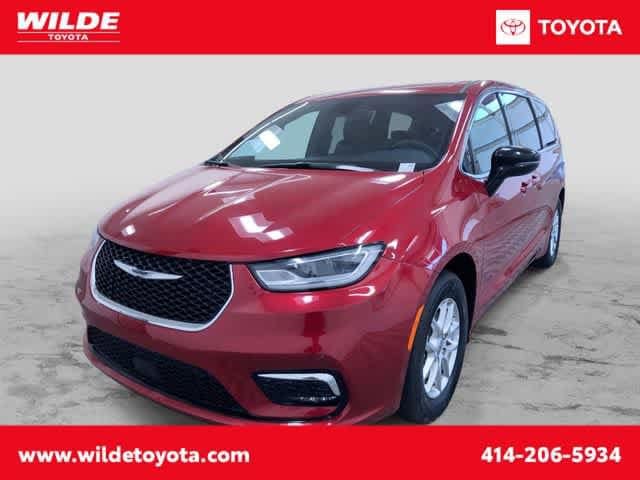 Thumbnail: 2025 Chrysler Pacifica - 1