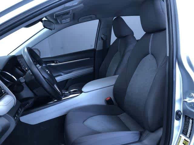 Thumbnail: 2022 Toyota Camry - 18