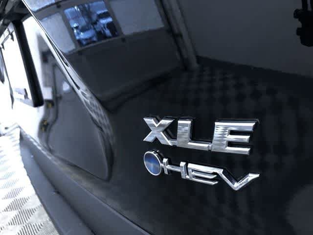 Thumbnail: 2025 Toyota RAV4 - 15