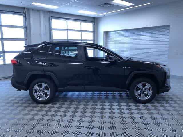 Thumbnail: 2025 Toyota RAV4 - 35