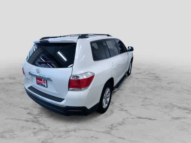 Thumbnail: 2013 Toyota Highlander - 11