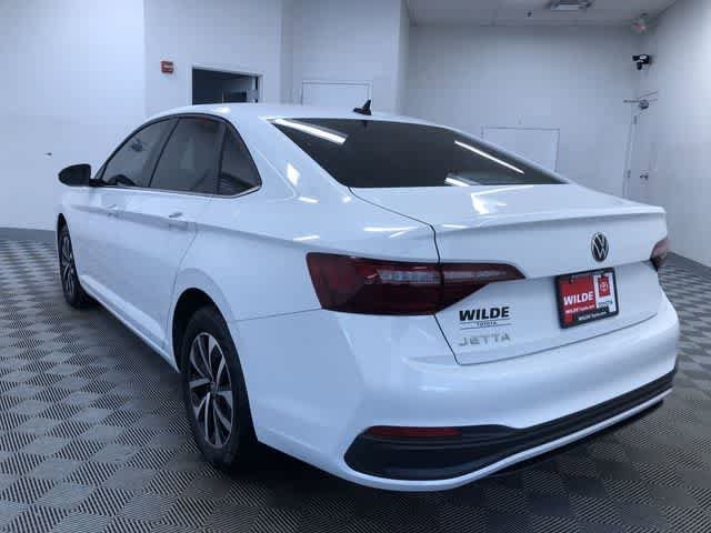 Thumbnail: 2022 Volkswagen Jetta - 12