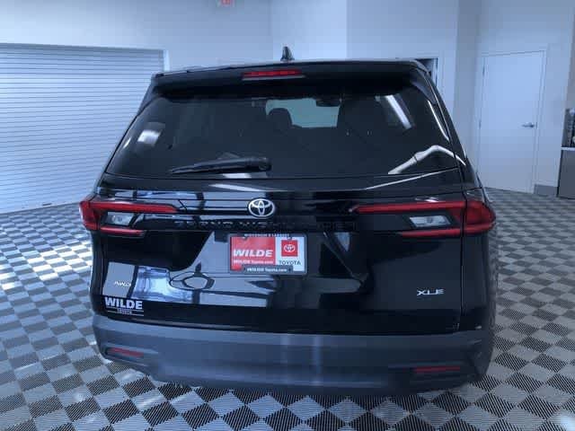 Thumbnail: 2025 Toyota Grand Highlander - 13