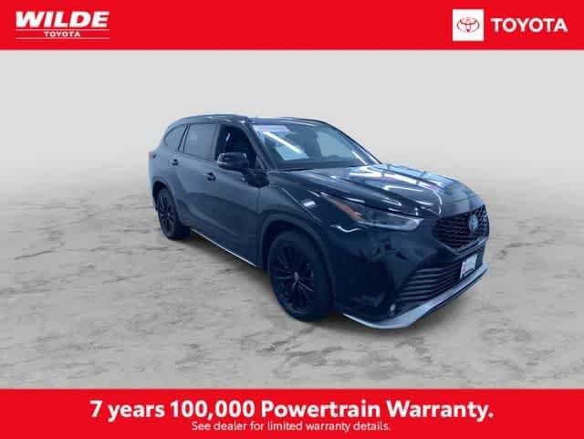 Thumbnail: 2025 Toyota Highlander - 3