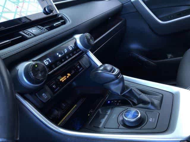 Thumbnail: 2020 Toyota RAV4 - 30