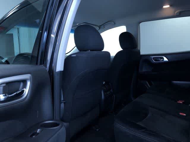 Thumbnail: 2015 Nissan Pathfinder - 19