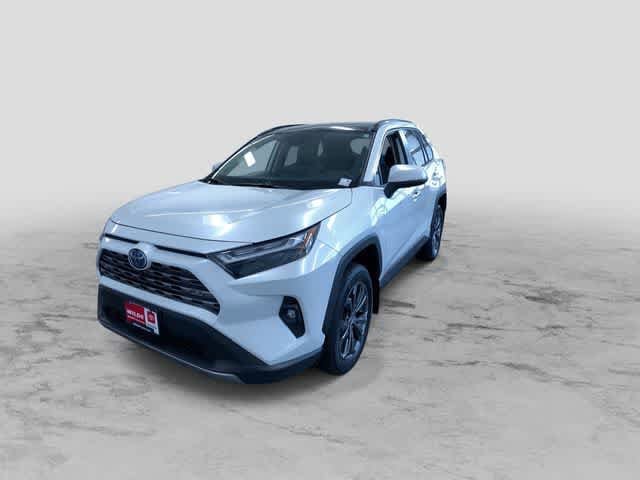 Thumbnail: 2024 Toyota RAV4 - 6