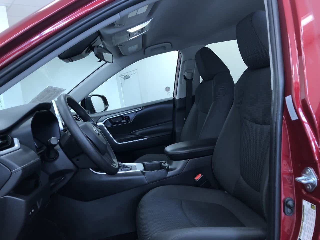 2024 Toyota RAV4 LE 18
