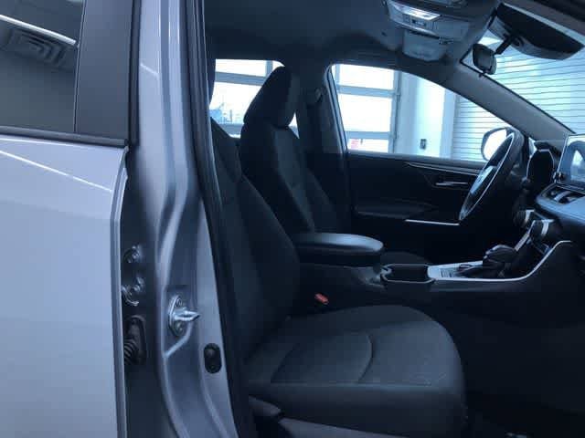 Thumbnail: 2025 Toyota RAV4 - 22